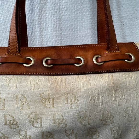 Dooney & Bourke Signature Canvas Shoulder Bag Project - Picture 6 of 13